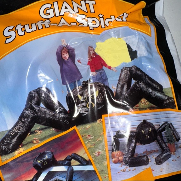 Vintage 1995 Giant Stuff-A-Spider 11’ Halloween Yard Decor - Picture 4 of 5